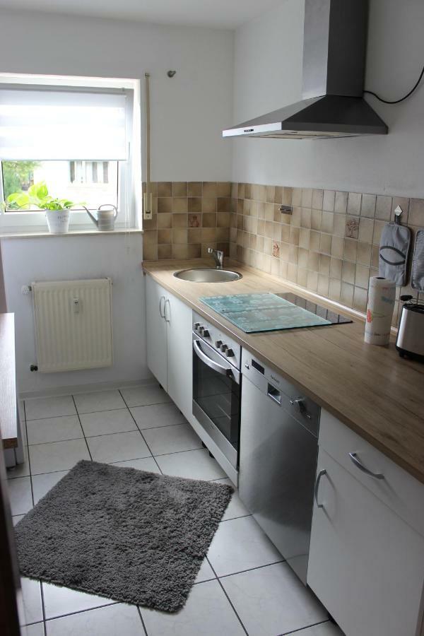 Ferienwohnung Am Waldrand 렘버그 외부 사진